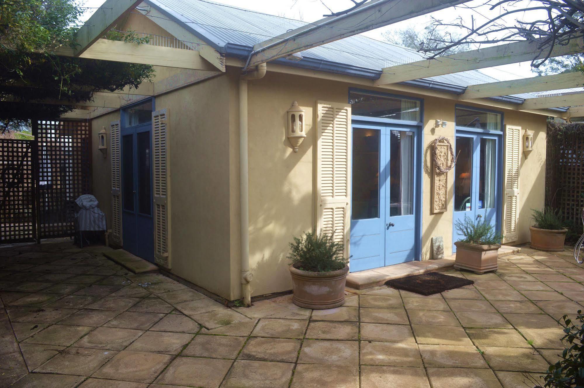 Athelney Cottage Bed And Breakfast Adelaide Exterior photo